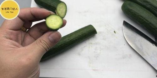 在家里吃瓜睡觉,在家吃瓜睡觉的惬意时光