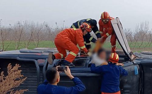 吃瓜的网友大军,揭秘网络热议背后的真相